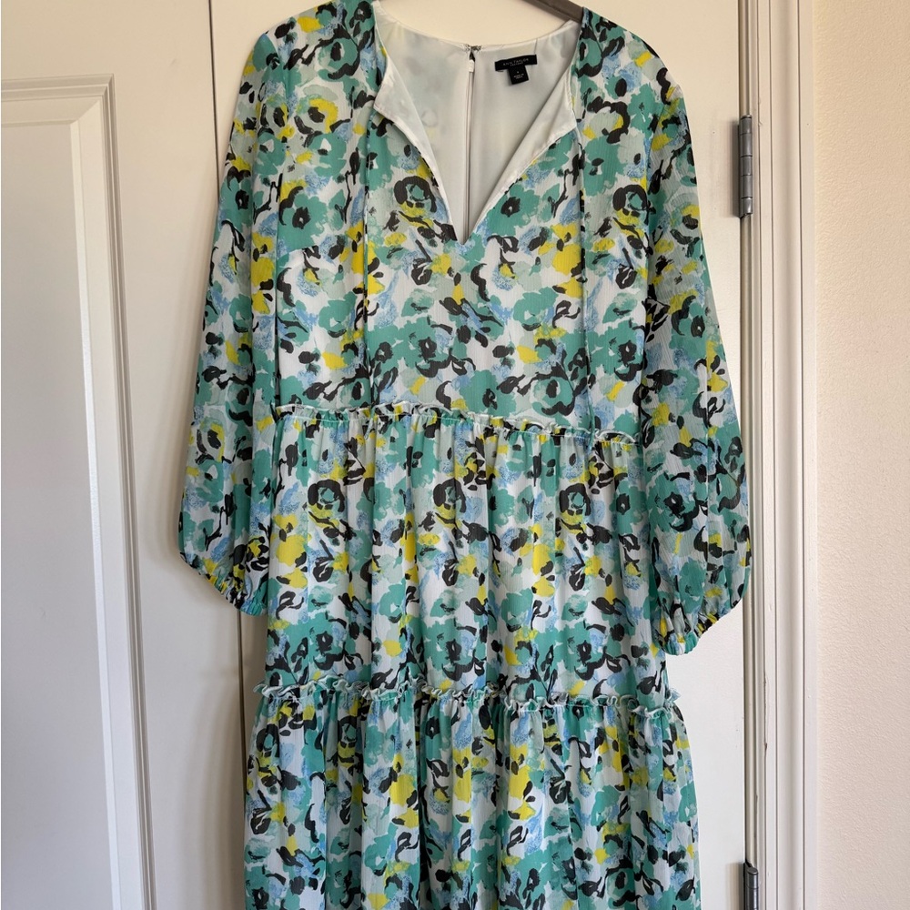 Ann Taylor Floral 3/4 Sleeve Dress in Green, Yellow, white and black size 4